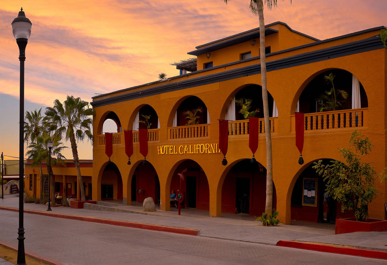 TODOS SANTOS